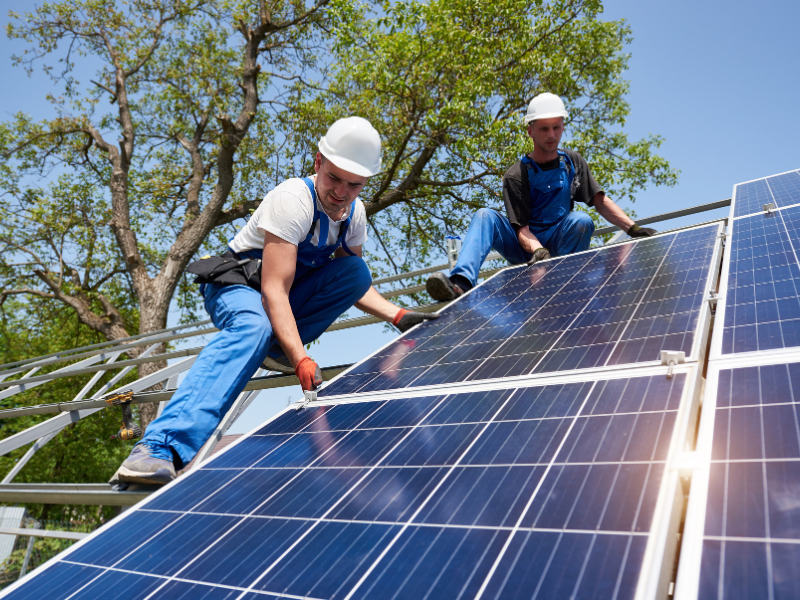 como funciona a energia solar a noite no inverno