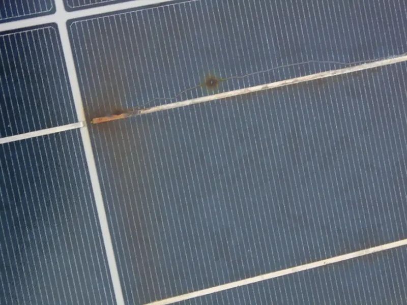 quanto tempo de garantia tem um painel solar pequena